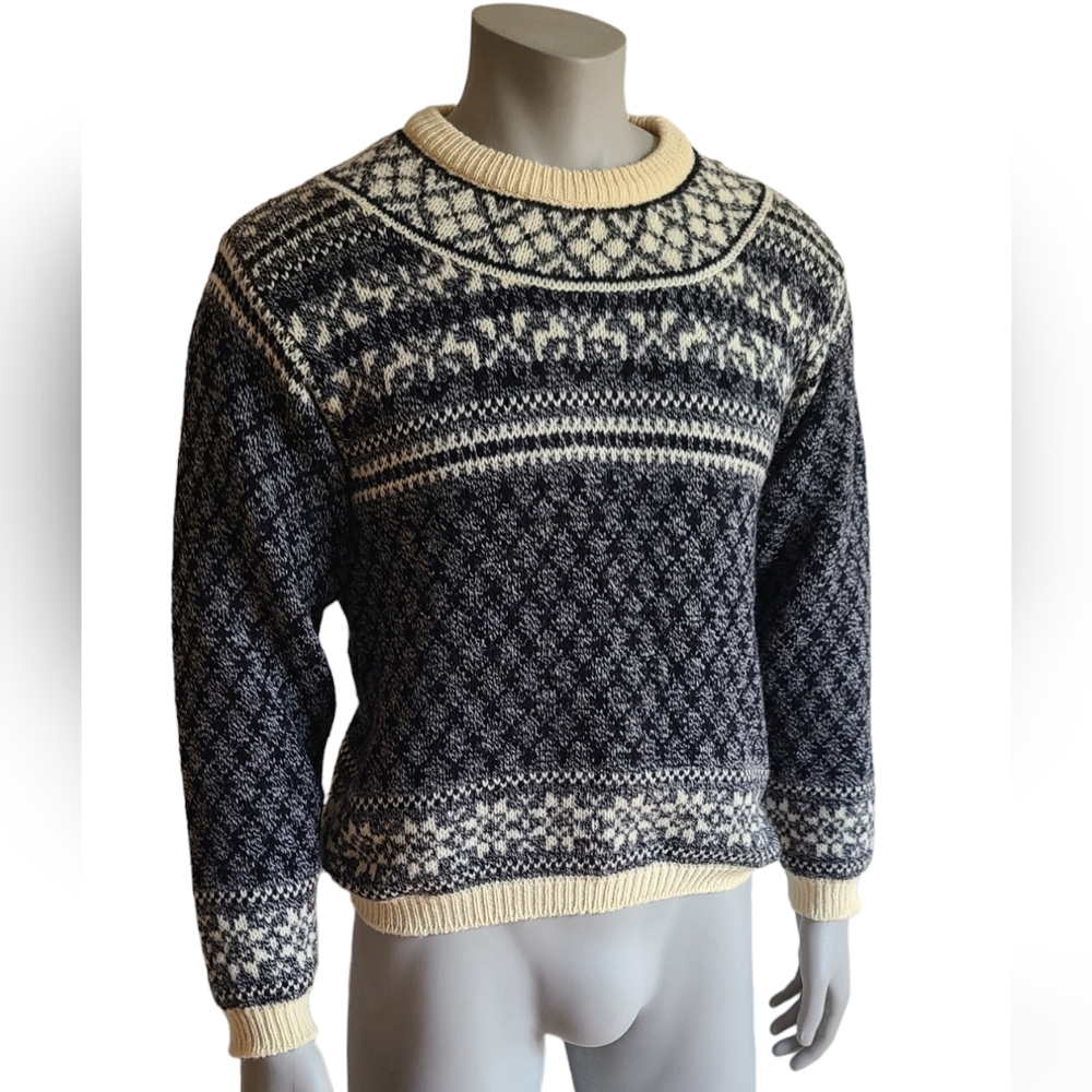 Vintage Benetton Shetland Wool Made in Italy Knit Crewneck Sweater Size M